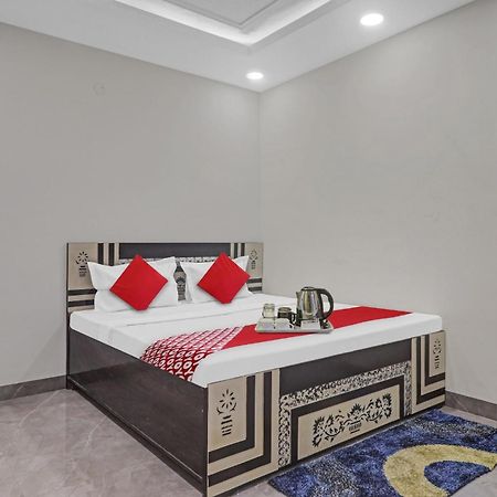 Hotel O Amazing Guest House New Delhi Ngoại thất bức ảnh