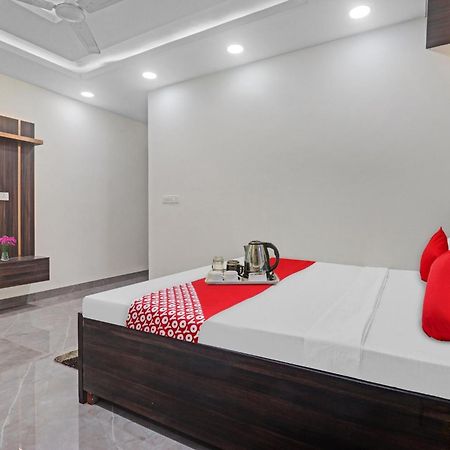 Hotel O Amazing Guest House New Delhi Ngoại thất bức ảnh