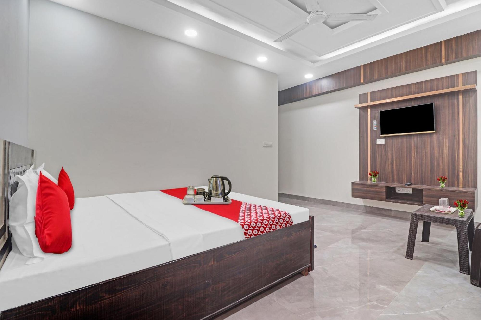 Hotel O Amazing Guest House New Delhi Ngoại thất bức ảnh