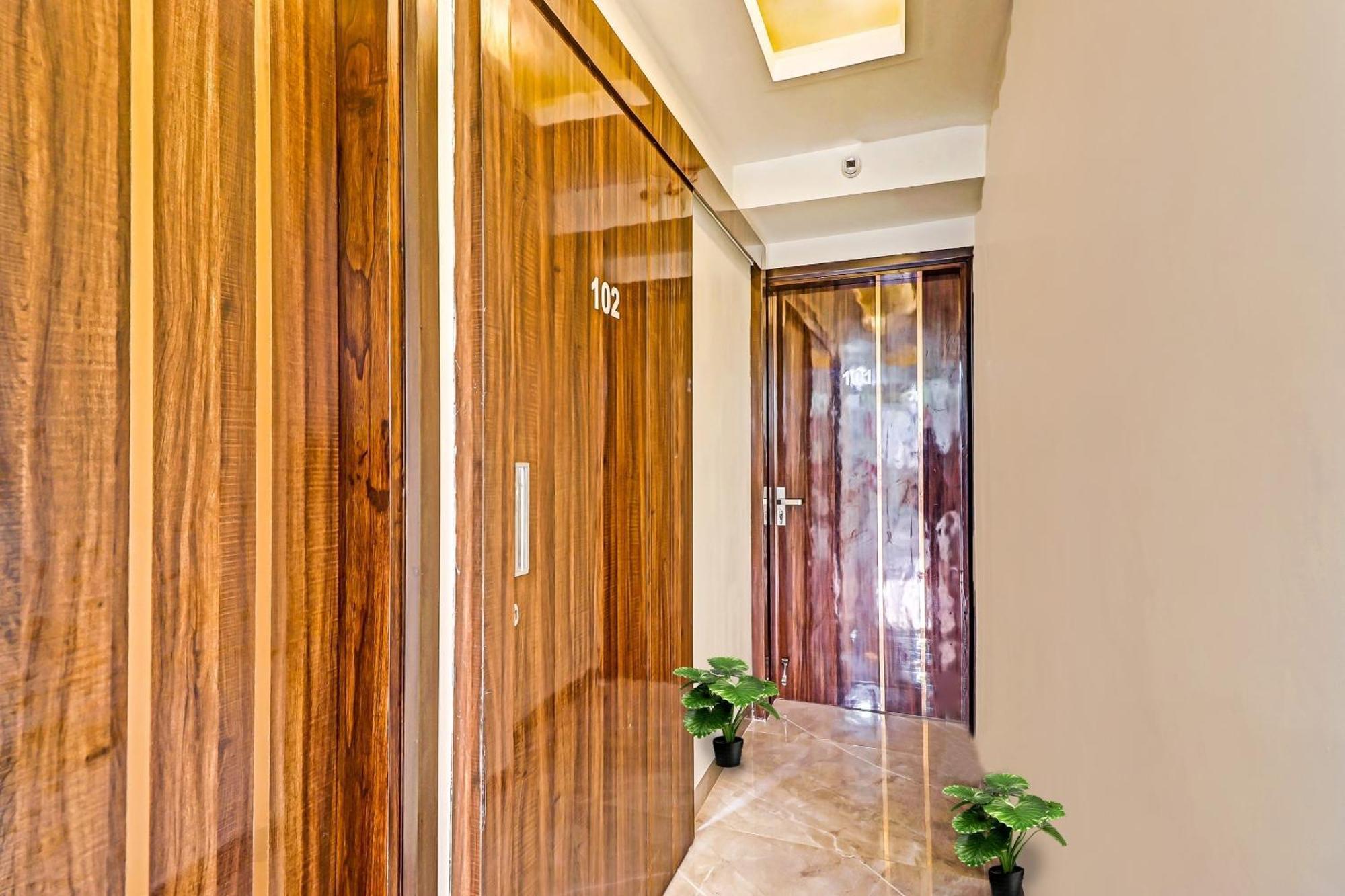 Hotel O Amazing Guest House New Delhi Ngoại thất bức ảnh