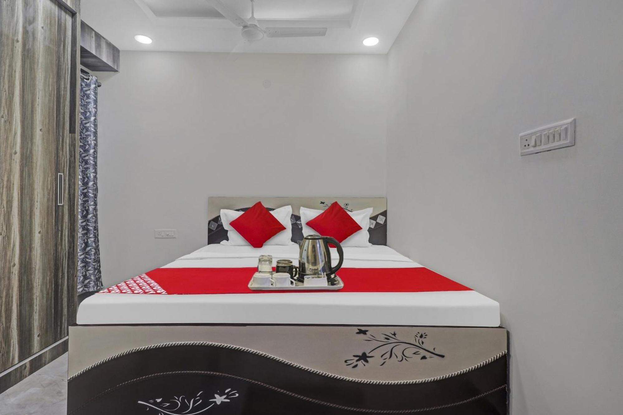Hotel O Amazing Guest House New Delhi Ngoại thất bức ảnh